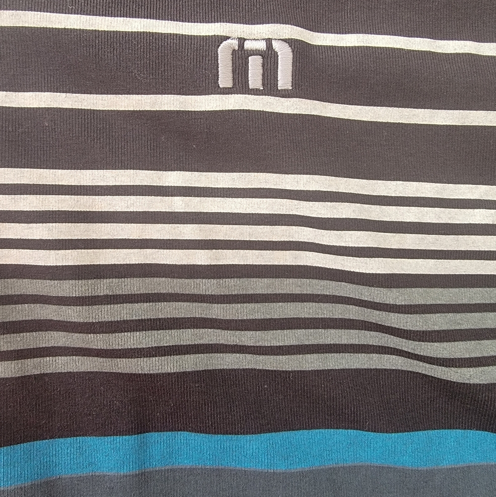 Travis Mathew Pullover - image 5